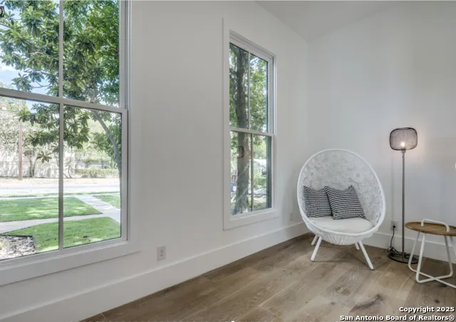 630 E CARSON ST San Antonio, TX 78208