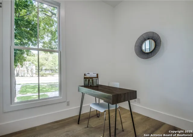 630 E CARSON ST San Antonio, TX 78208