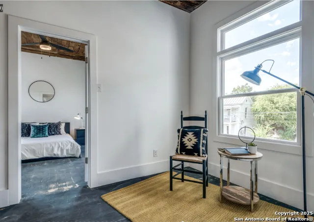 630 E CARSON ST San Antonio, TX 78208