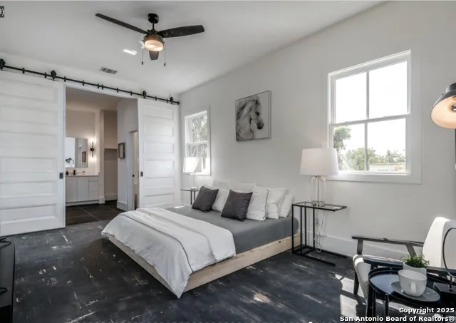 630 E CARSON ST San Antonio, TX 78208