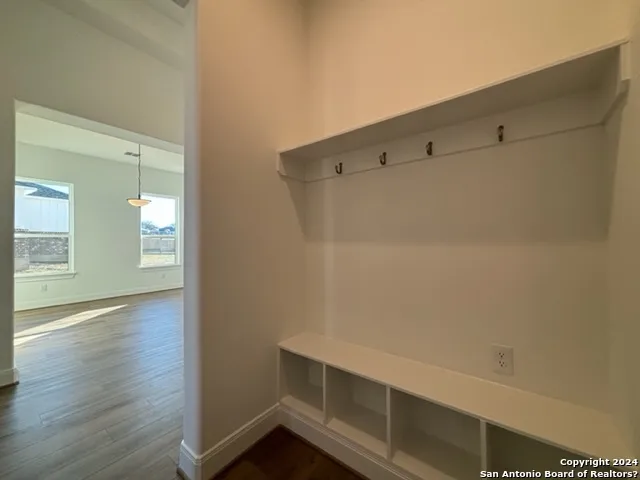 152 W Magnolia Circle La Vernia, TX 78121