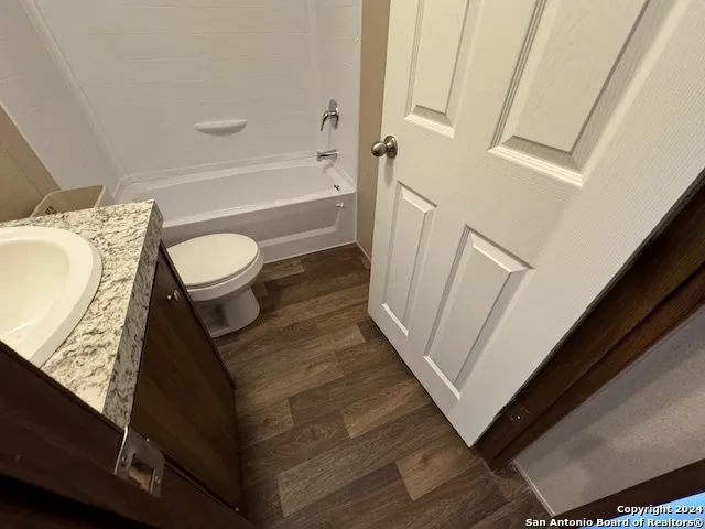 18480 LEAL RD San Antonio, TX 78221