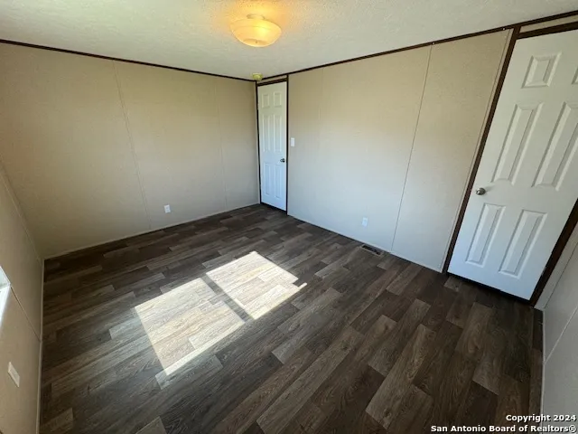 18480 LEAL RD San Antonio, TX 78221