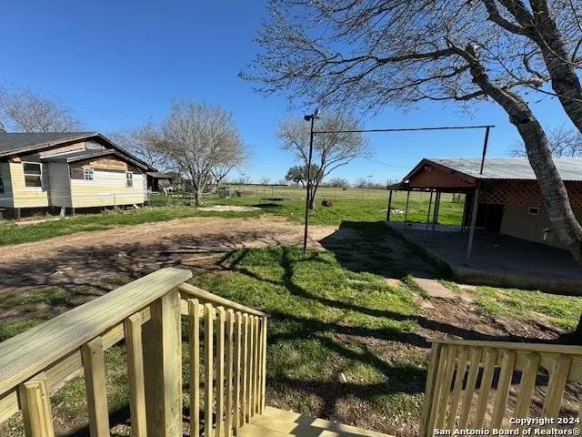 18480 LEAL RD San Antonio, TX 78221
