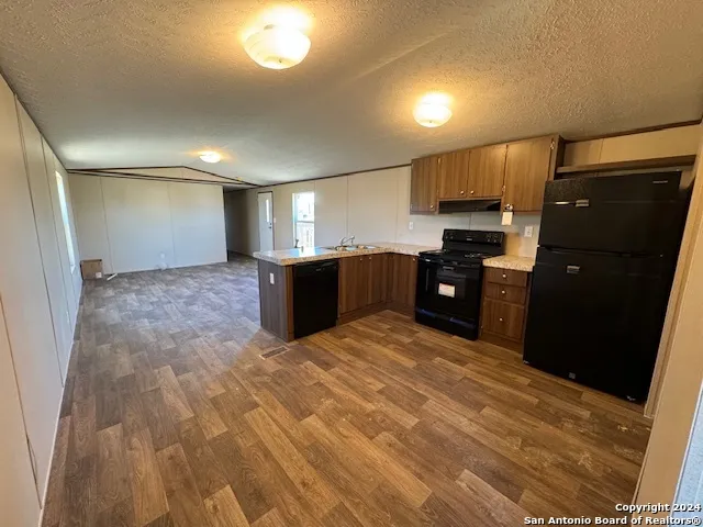 18480 LEAL RD San Antonio, TX 78221