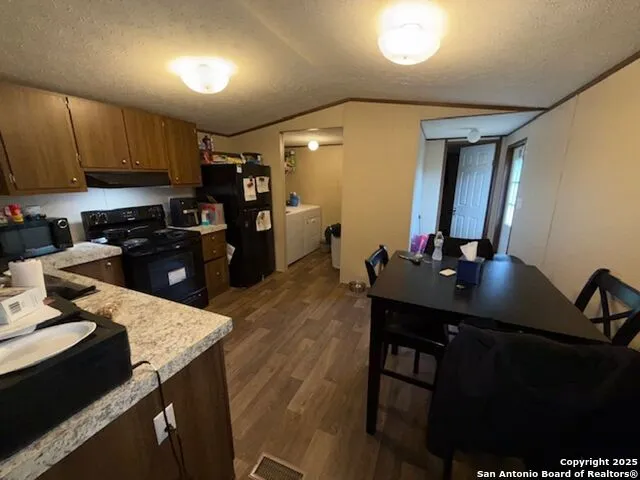 18480 LEAL RD San Antonio, TX 78221