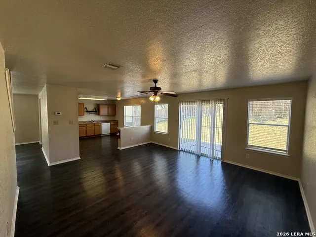 11127 Vollmer Ln San Antonio, TX 78254
