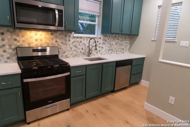 114 Glenwood Ct Unit 2 San Antonio, TX 78210