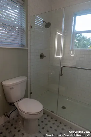 114 Glenwood Ct Unit 2 San Antonio, TX 78210