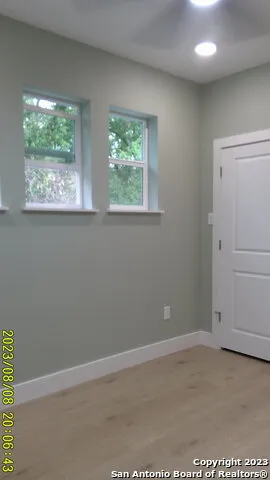 114 Glenwood Ct Unit 2 San Antonio, TX 78210