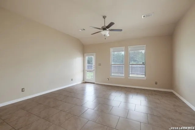 212 CAMPFIRE WAY Cibolo, TX 78108