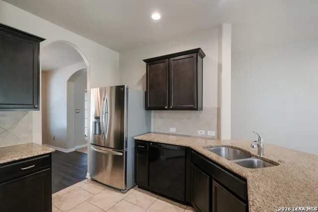 212 CAMPFIRE WAY Cibolo, TX 78108