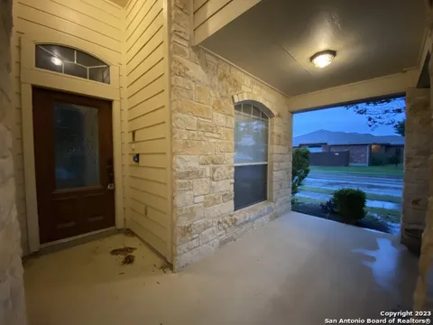 8935 Liberty View