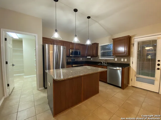 8935 Liberty View Converse, TX 78109