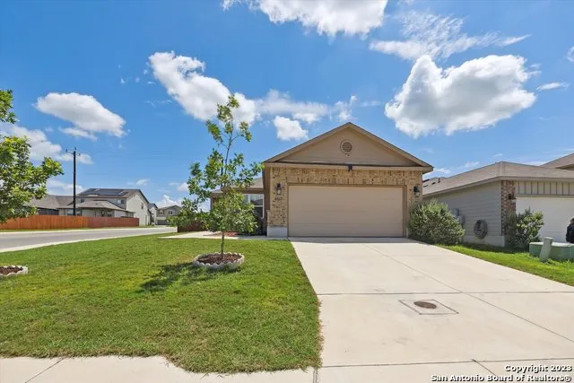 4522 HEATHERS CROSS St Hedwig, TX 78152