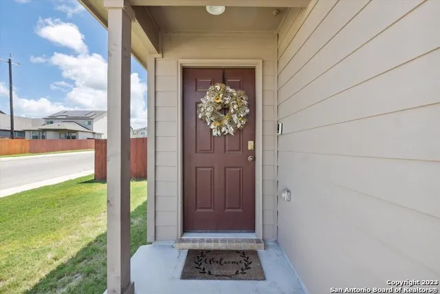 4522 HEATHERS CROSS St Hedwig, TX 78152
