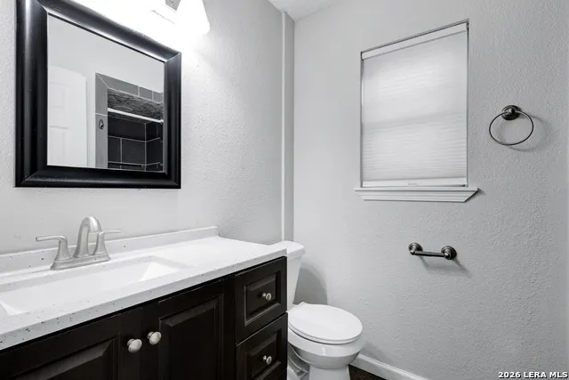 5702 CHARLIE CHAN DR San Antonio, TX 78240