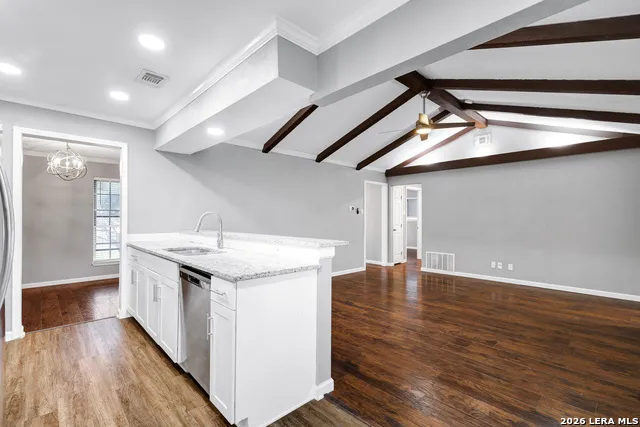 5702 CHARLIE CHAN DR San Antonio, TX 78240