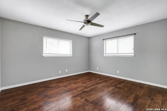 5702 CHARLIE CHAN DR San Antonio, TX 78240