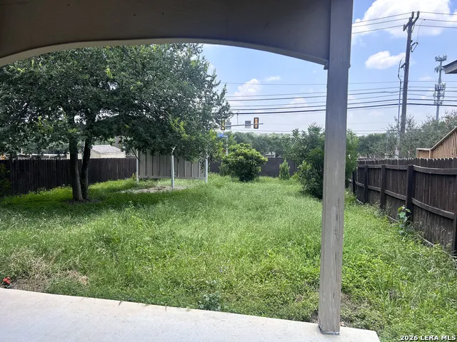 10226 Lion Hunt San Antonio, TX 78251