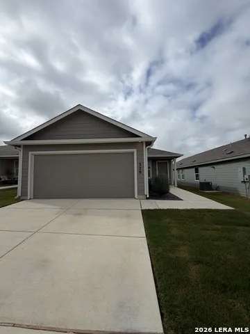 329 KOLTON PLZ Marion, TX 78124
