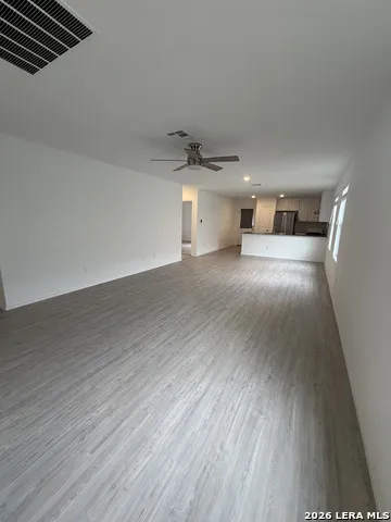 329 KOLTON PLZ Marion, TX 78124