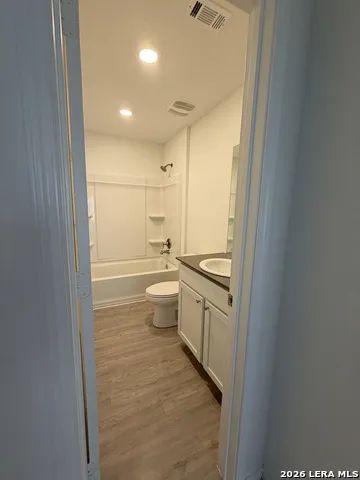 329 KOLTON PLZ Marion, TX 78124