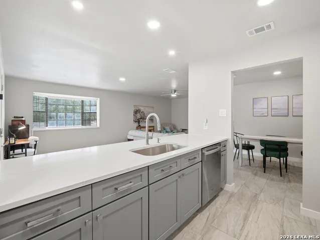 515 OAK PARK DR Unit 515 Boerne, TX 78006