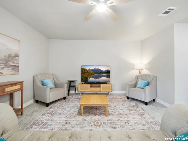 515 OAK PARK DR Unit 515 Boerne, TX 78006