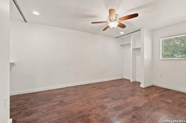 8414 ZODIAC DR Universal City, TX 78148
