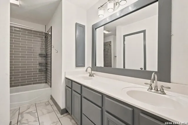 8414 ZODIAC DR Universal City, TX 78148