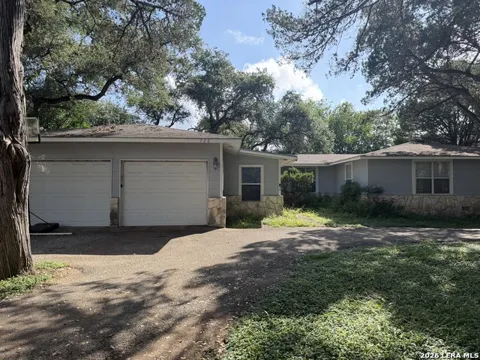 726 ENCINO DR