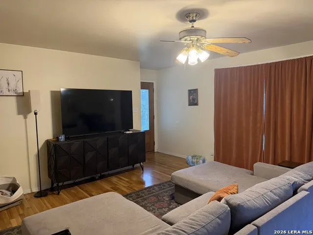 726 ENCINO DR New Braunfels, TX 78130