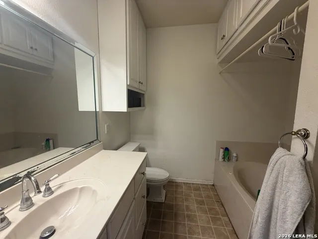 726 ENCINO DR New Braunfels, TX 78130
