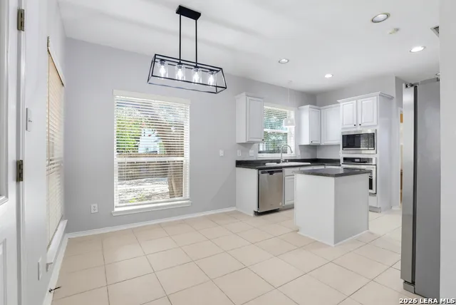 5 NIKITA DR San Antonio, TX 78248