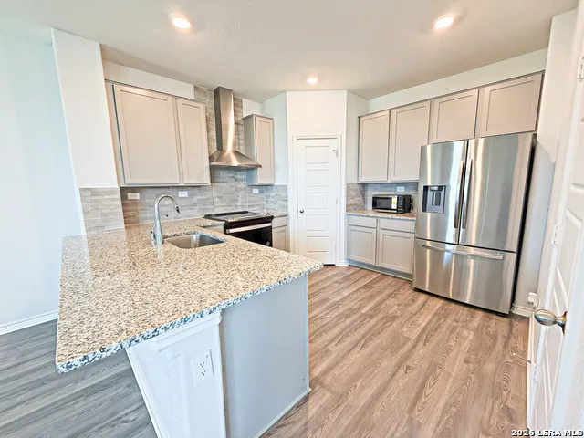 2427 Bart Cv San Antonio, TX 78244