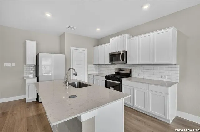 5006 Gem Pkwy San Antonio, TX 78266