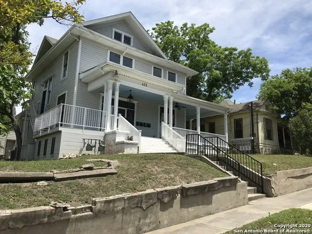 423 W Craig Pl Unit 2 San Antonio, TX 78212
