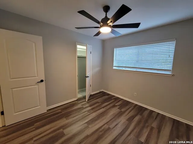 219 W SILVER SANDS DR Unit 5 San Antonio, TX 78216