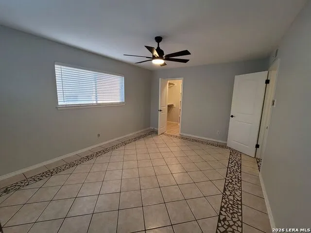 219 W SILVER SANDS DR Unit 5 San Antonio, TX 78216