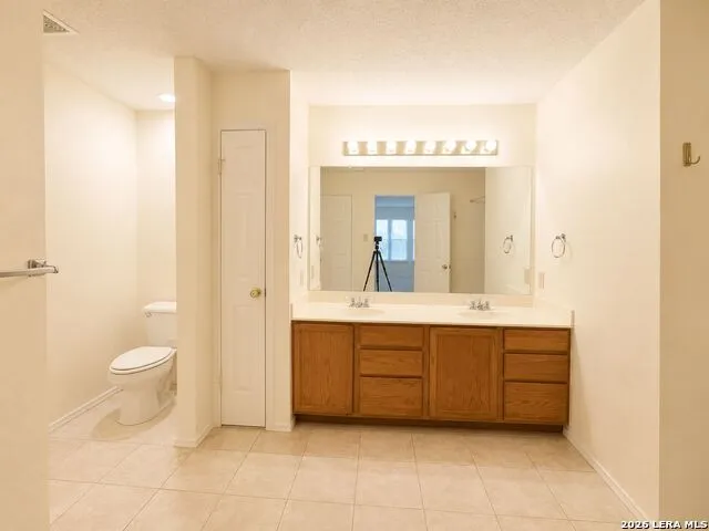 8315 NORTHAVEN DR Converse, TX 78109