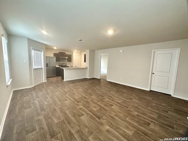 9922 YELLOW LK San Antonio, TX 78254