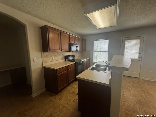 8834 SNOW GOOSE San Antonio, TX 78245