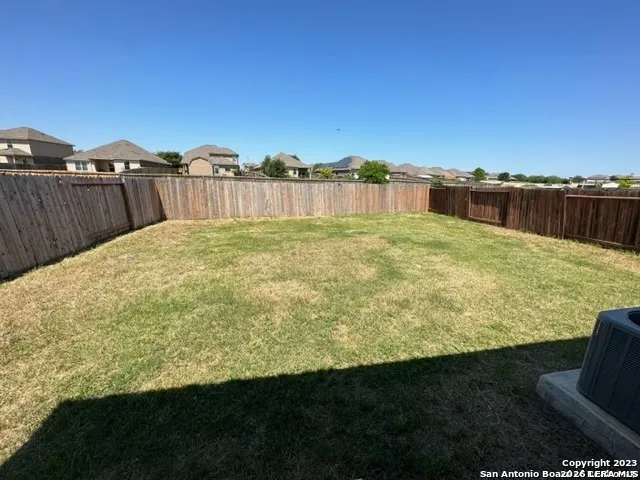 11806 Luckey Flower San Antonio, TX 78252