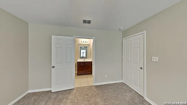 11806 Luckey Flower San Antonio, TX 78252