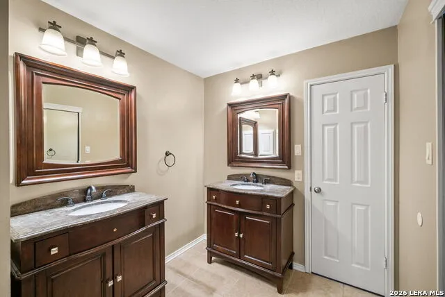 2023 Chittim Trail Dr San Antonio, TX 78232