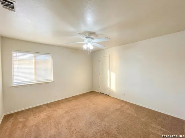 9023 Pinseeker Selma, TX 78154