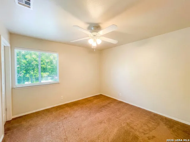 9023 Pinseeker Selma, TX 78154