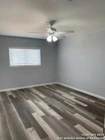 5135 TOM STAFFORD DR Kirby, TX 78219