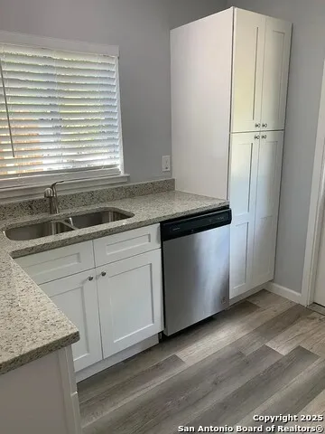 5135 TOM STAFFORD DR Kirby, TX 78219